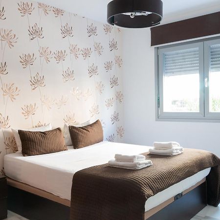 Stay U-Nique Apartments Salitre Малага Екстер'єр фото
